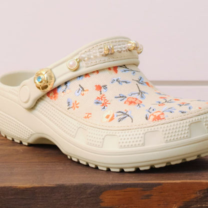 Classic Crafted Floral Clog - US 9462