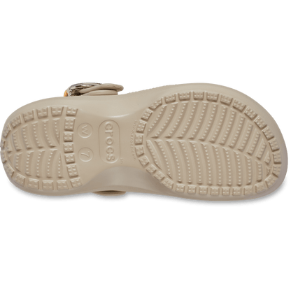 Classic Platform Dipped Buckle Clog - US 2564