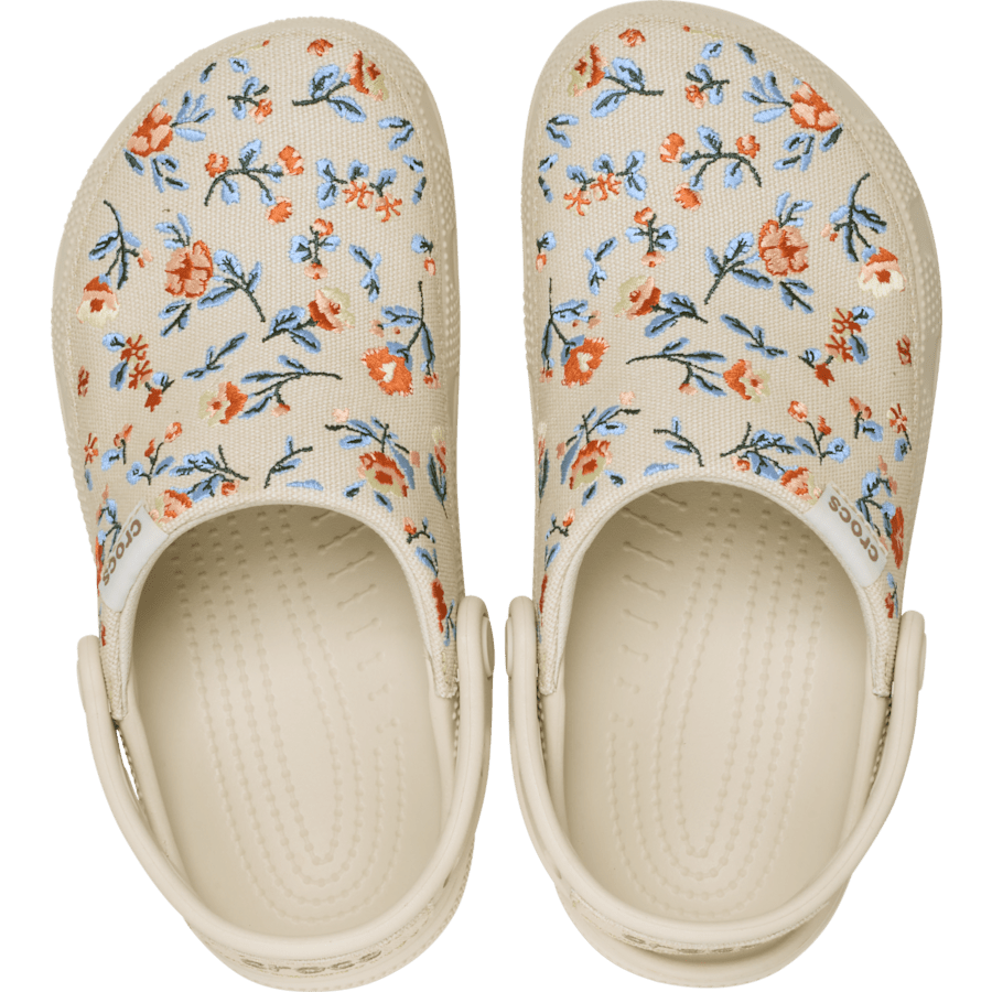 Classic Crafted Floral Clog - US 9462